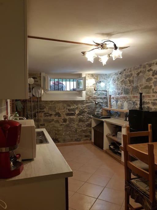 פראטו Taverna Abitazione A 15 Km Da Firenze מראה חיצוני תמונה
